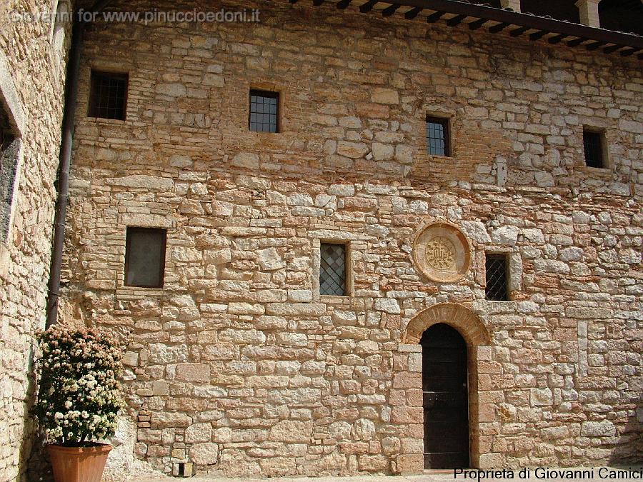 Eremo delle Carceri 21.jpg